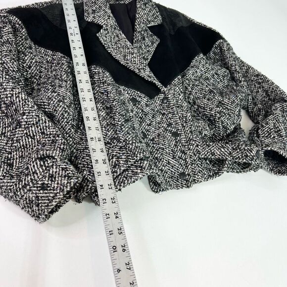 Havoc Jacket Womens Medium White Black Genuine Leather Long Sleeve Cropped Coat - Picture 7 of 12